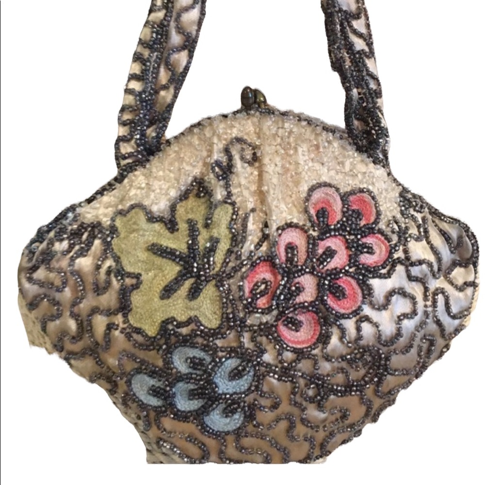 - Antique Beaded flower wristlet 1920s Hudsons Bay silk fancy wedding prom
